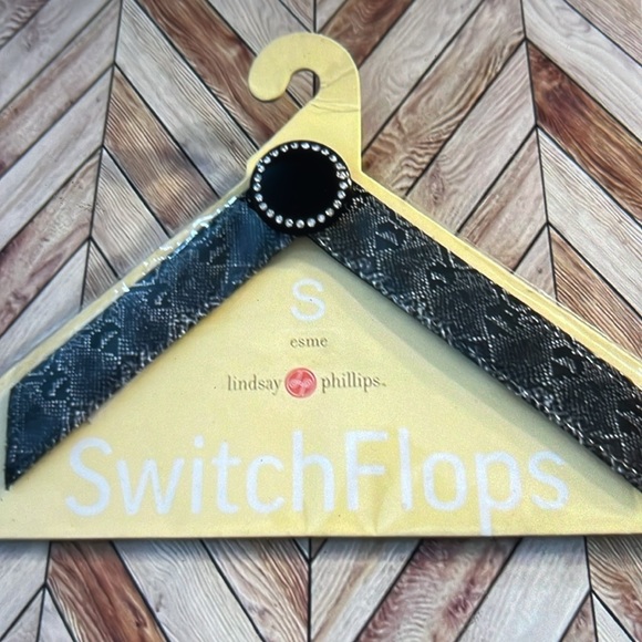 💥BUNDLE OF 3💥 LINDSAY PHILLIPS Switch Flops Size: SMALL & 1 Sz fits all! NWOT - Picture 10 of 13